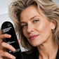 🍑 Spray do stylizacji włosów – 50% ZNIŻKI! NOWOŚĆ! KUP 1 → 1 GRATIS! OFERTA LIMITOWANA!🌸💇‍♀️Twoje włosy są płaskie i pozbawione objętości? – spray do stylizacji nadający objętość – wypróbuj naturalne uniesienie bez wysiłku. Na pobranie! 💁✨